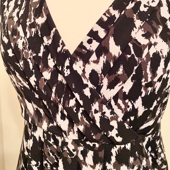 LOFT Black Brown Animal Print Size M Office Chic Preppy Modern Classic Dress - Picture 4 of 8